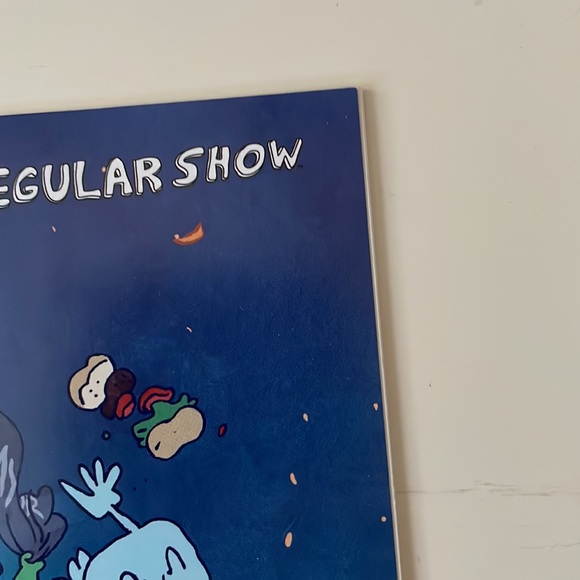 REGULAR SHOW #10 - GUILLAUME VARIANT COVER - Picture 3 of 5